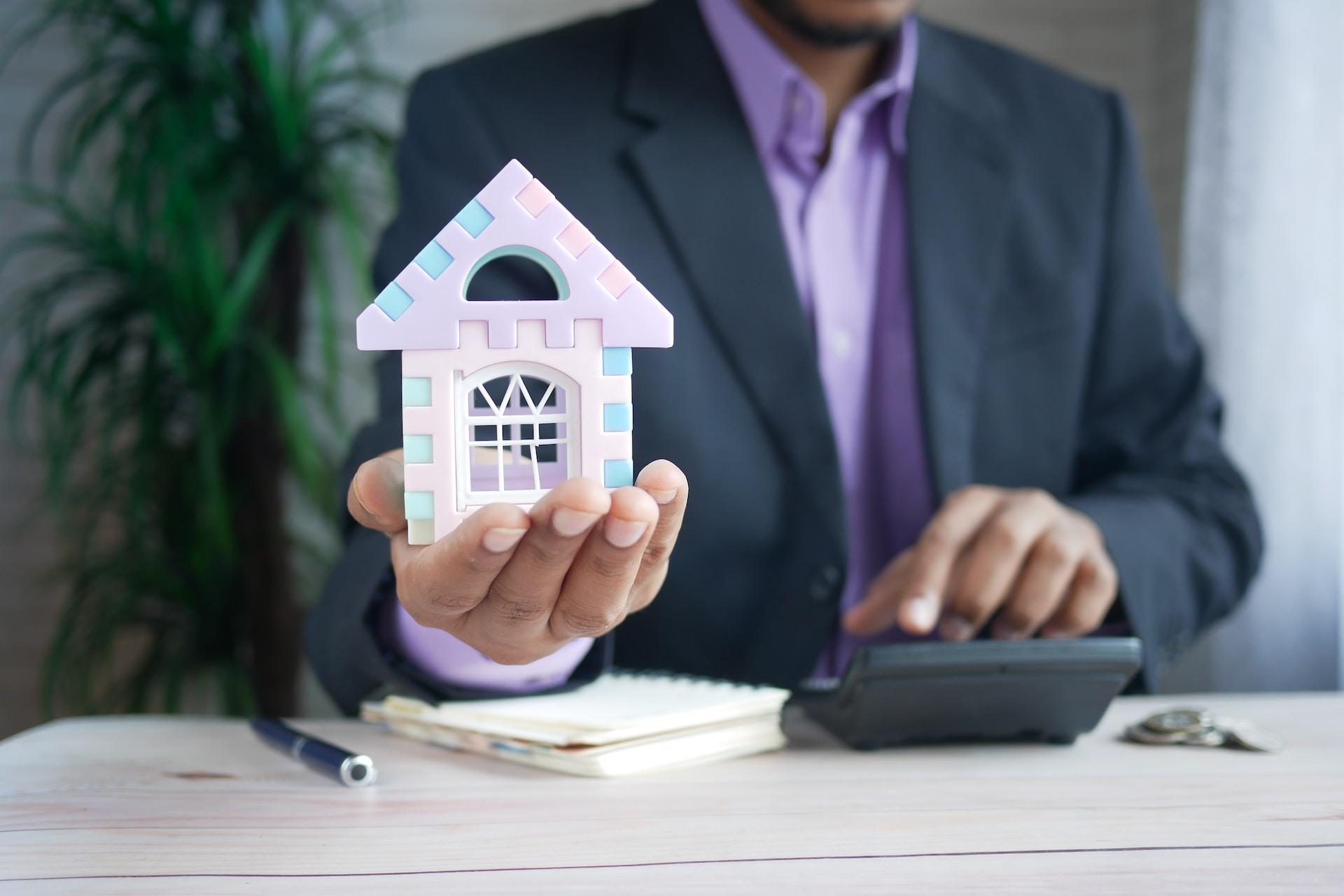 Pros and Cons of Flipping a Property